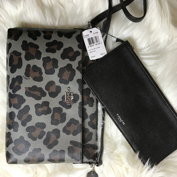 ❌SOLD❌. 💯 Authentic Coach Ocelot Print Crossbody - Picture 3 of 5